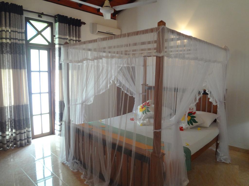 Thambara Villa Unawatuna Bagian luar foto
