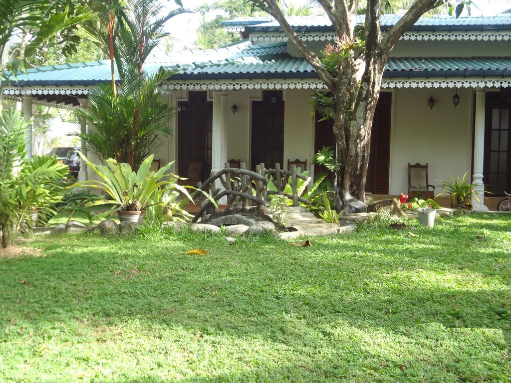 Thambara Villa Unawatuna Bagian luar foto