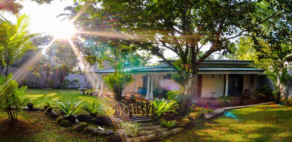 Thambara Villa Unawatuna Bagian luar foto