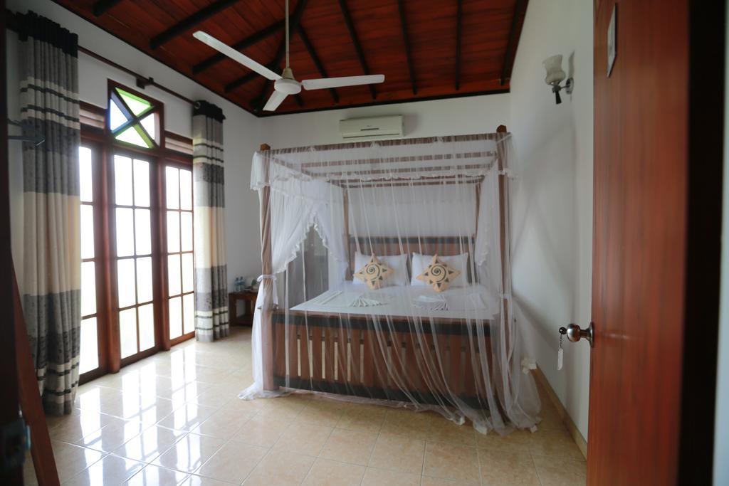 Thambara Villa Unawatuna Bagian luar foto