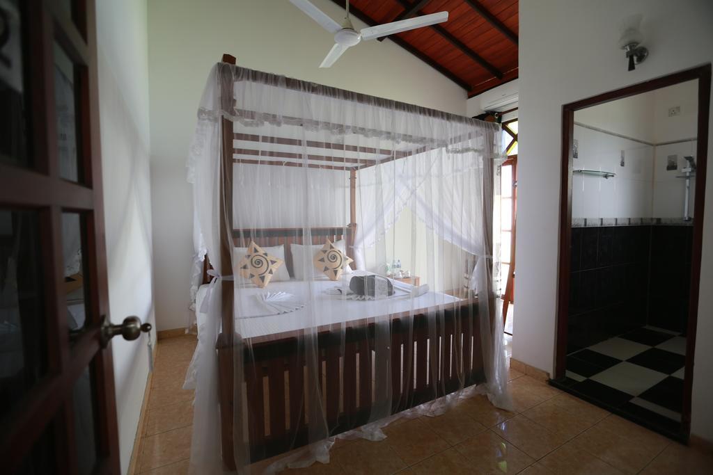 Thambara Villa Unawatuna Bagian luar foto